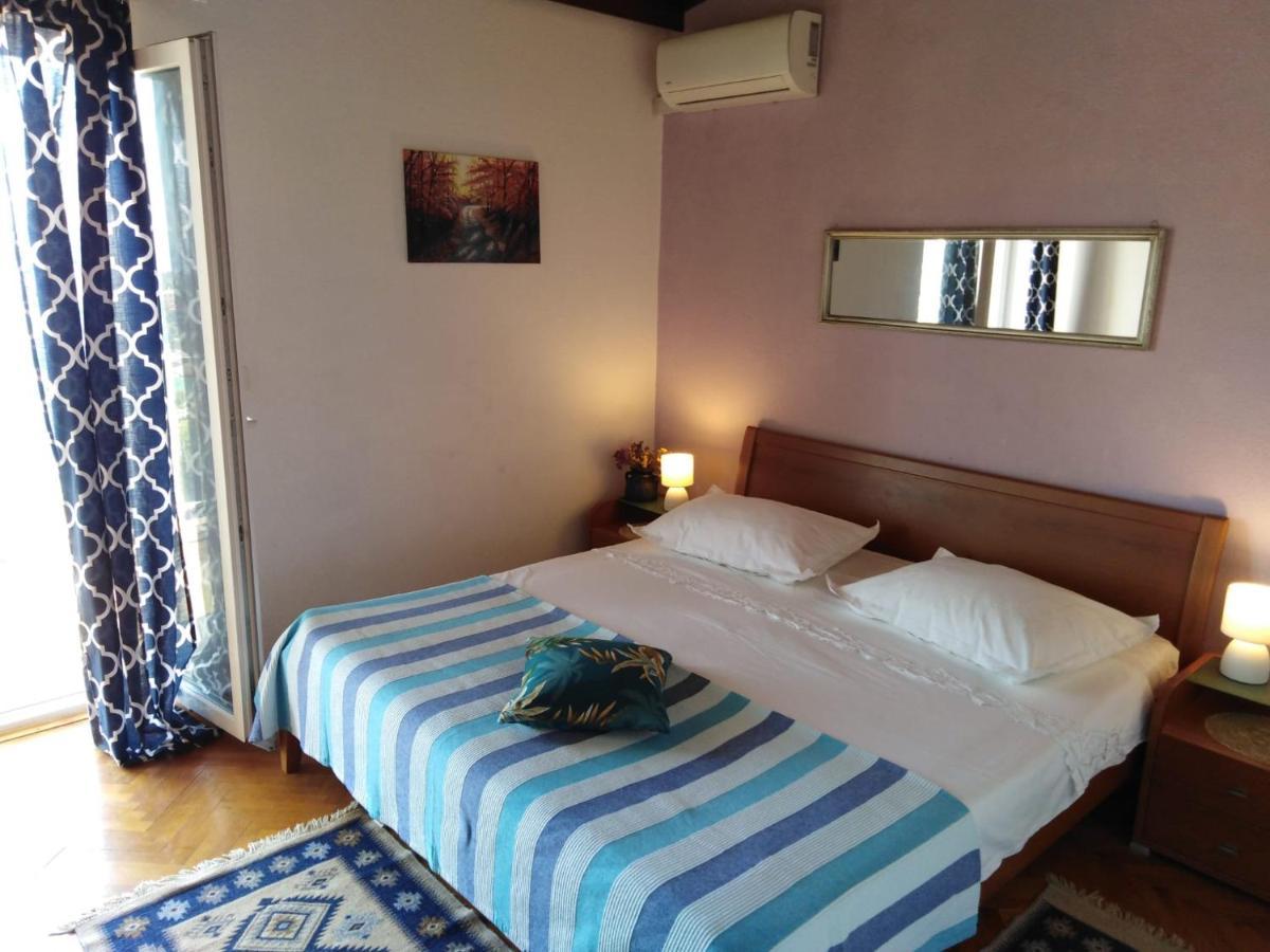 Apartman Ivan 2 Apartment Brela Bagian luar foto