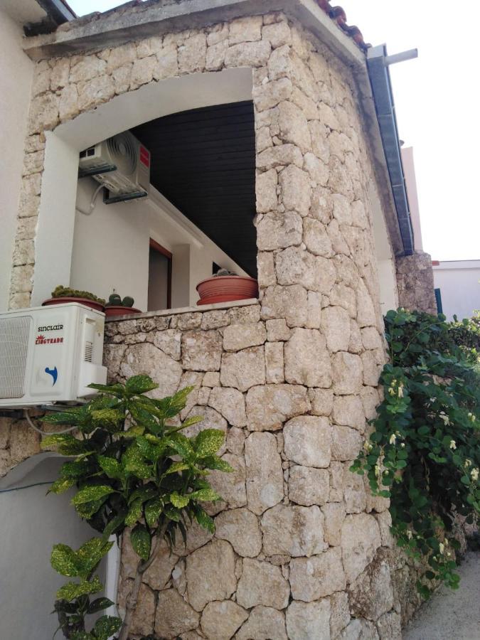 Apartman Ivan 2 Apartment Brela Bagian luar foto